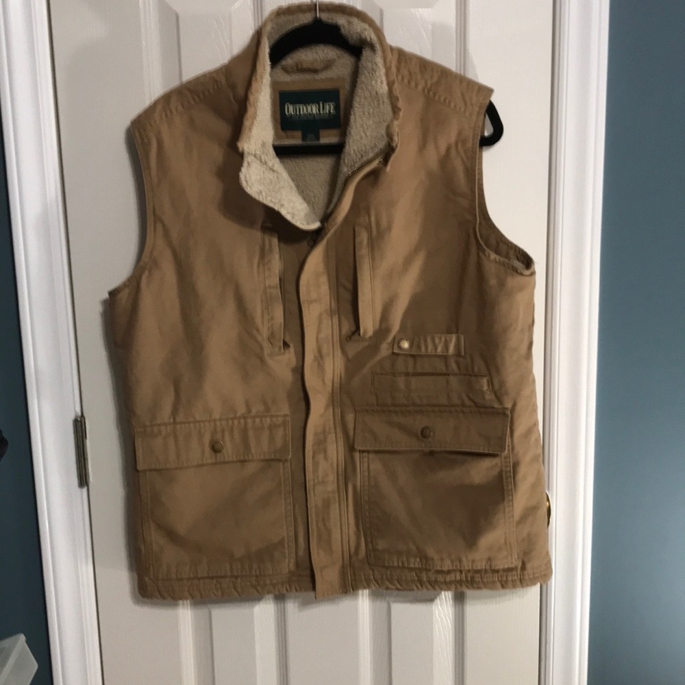 Men’s Outdoor Life Canvas And Sherpa Vest